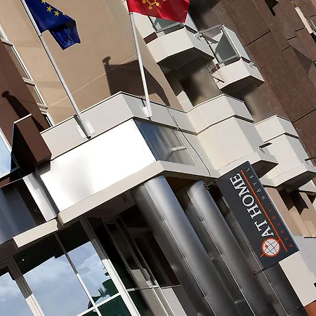 Apart Otel At Toulouse