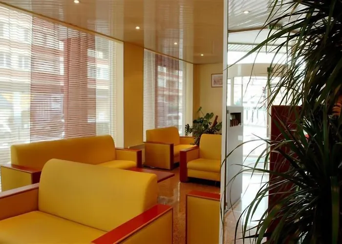 アット ホーム 2*