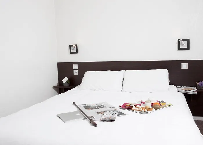 アット ホーム アパートホテル