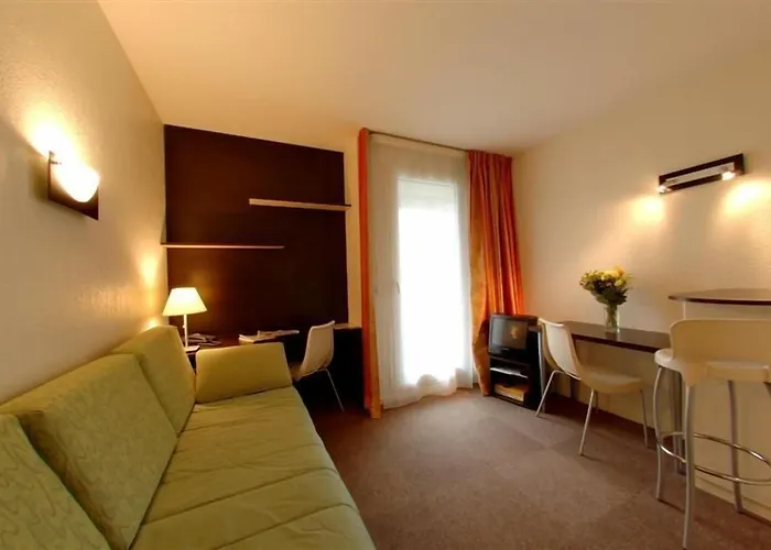 アット ホーム アパートホテル トゥールーズ