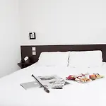 アット ホーム アパートホテル